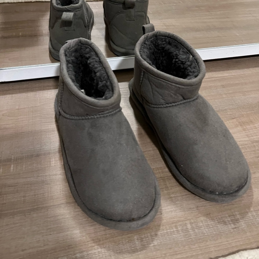 Women’s Slippers